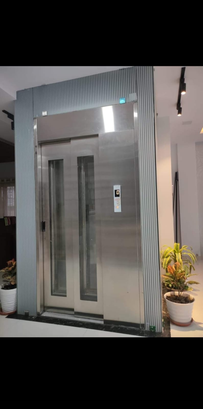 Electric Capsule Elevator
